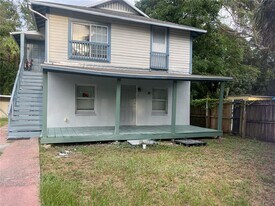 2102 14th St S in St. Petersburg, FL - Building Photo