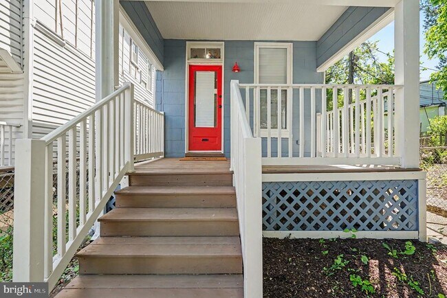 property at 3033 Barclay St