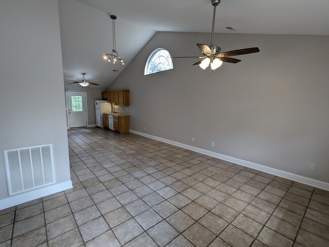 138 Cambridge Dr, Unit A4 in Gallatin, TN - Building Photo - Building Photo