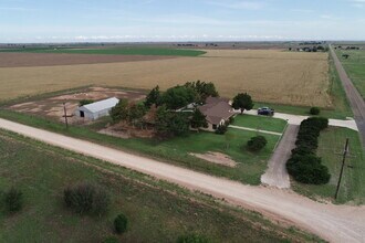 10205 N County Rd 3300 in Idalou, TX - Building Photo - Building Photo
