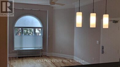 648 Bathurst St in Toronto, ON - Building Photo - Building Photo