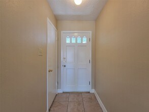 3415 Wingdale Ct, Unit 2096 in Houston, TX - Building Photo - Building Photo