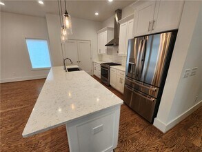 221 Bass St SE in Atlanta, GA - Building Photo - Building Photo