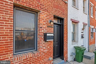 305 S Bethel St in Baltimore, MD - Building Photo - Building Photo