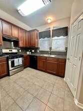 1511 Village Townhome Dr in Pasadena, TX - Building Photo - Building Photo