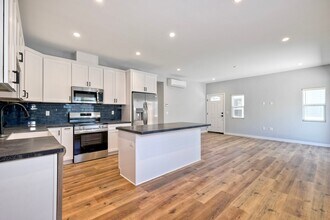 6838 Tower St in La Mesa, CA - Building Photo - Building Photo