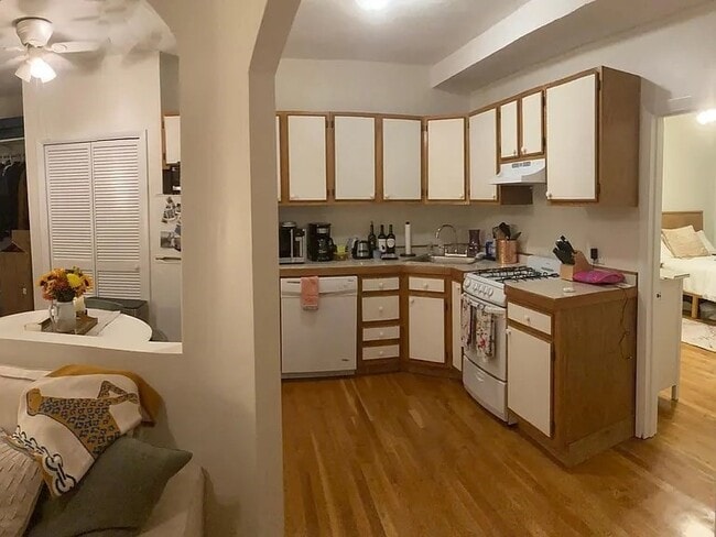 property at 19 Fleet St