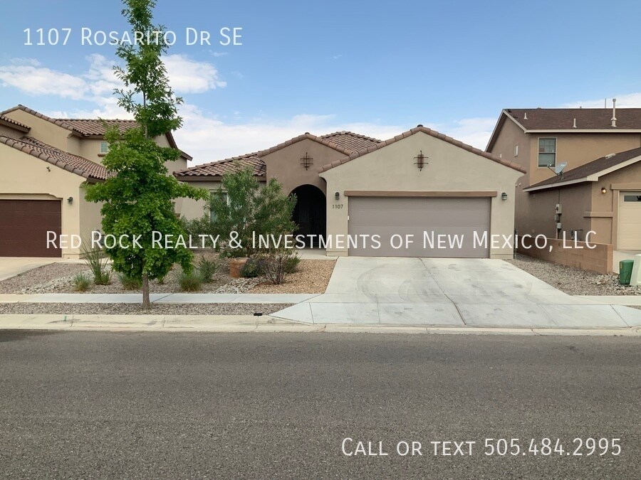 1107 Rosarito Dr SE in Rio Rancho, NM - Building Photo