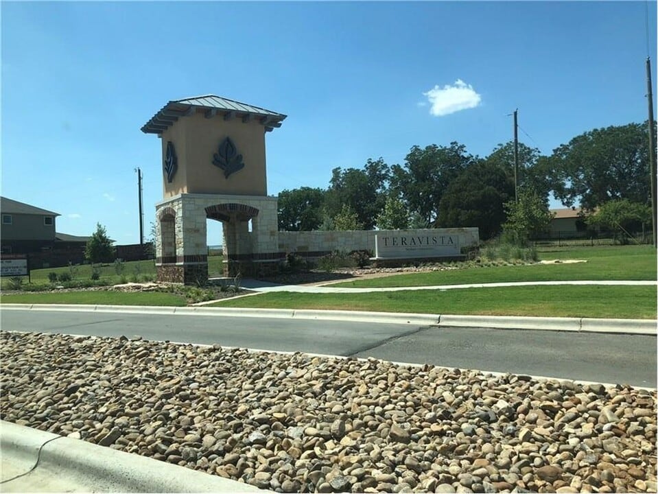 1124 La Conterra Blvd in Georgetown, TX - Building Photo