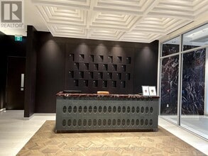 412 Silver Maple Rd in Oakville, ON - Building Photo - Building Photo