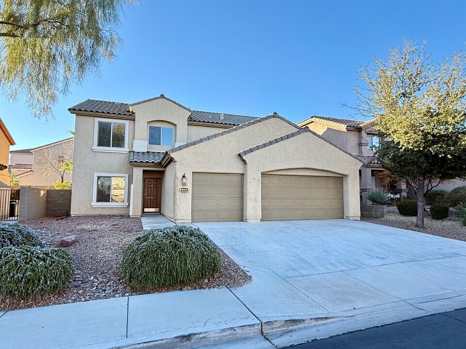 33 Gentilly Lace Ave in Henderson, NV - Building Photo