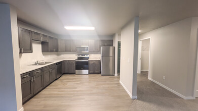 Amber Valley Apartments in Fargo, ND - Building Photo - Building Photo