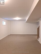 1873 Haiku St in Ottawa, ON - Building Photo - Building Photo