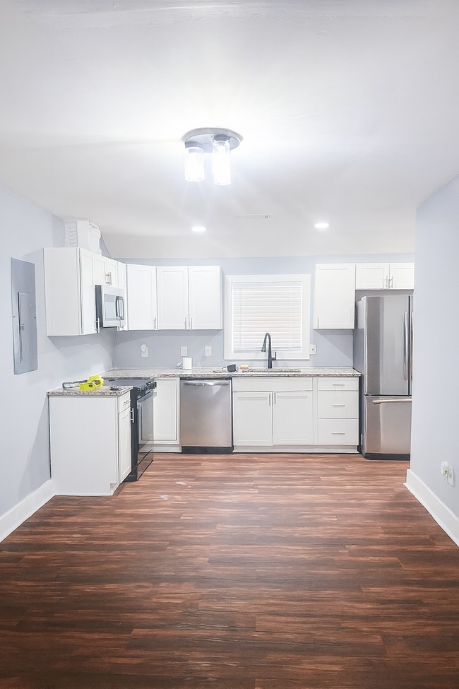 property at 260 Balkcom Ave