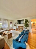 72 Montagu St in Charleston, SC - Building Photo