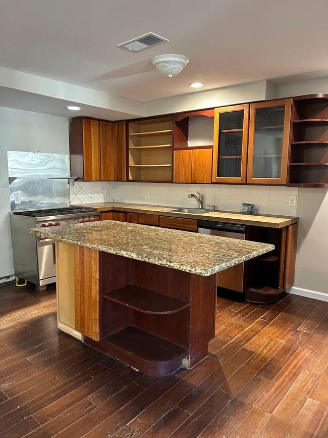 property at 212 S 3rd St