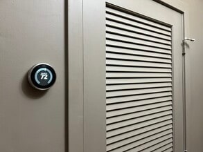 800 Peachtree St NE, Unit 8217 in Atlanta, GA - Building Photo - Building Photo