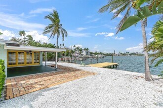 358 44th Ave in St Pete Beach, FL - Building Photo - Building Photo