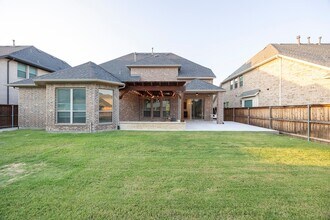 13749 Wickham Ln, Unit 204 in Frisco, TX - Building Photo - Building Photo