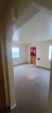 2731 Powell Dr, Unit 2731 Powell Dr Apt 1  452 in Cincinnati, OH - Foto de edificio - Building Photo