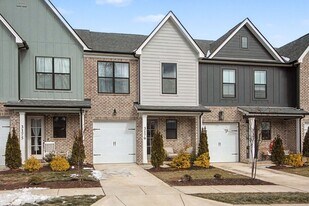 3179 Sassafras Ln in Thompson's Station, TN - Building Photo