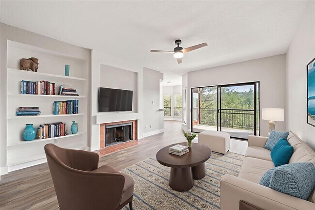 property at 4711 Spicewood Springs Rd
