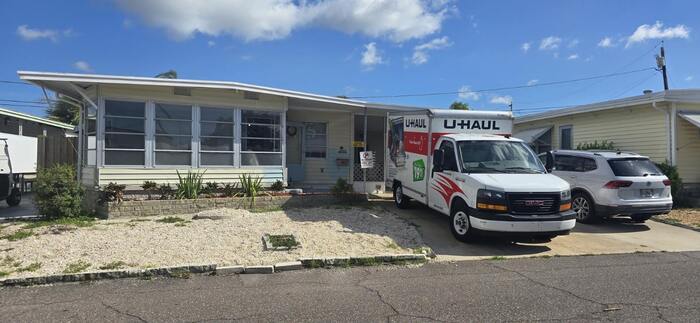 2633 Japonica Dr in Clearwater, FL - Building Photo