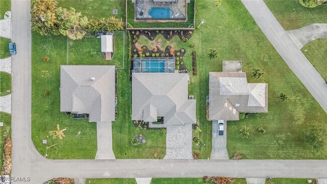 property at 1210 SE 37th Terrace