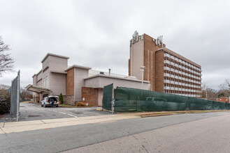 The Hub on Campus in Raleigh, NC - Building Photo - Building Photo