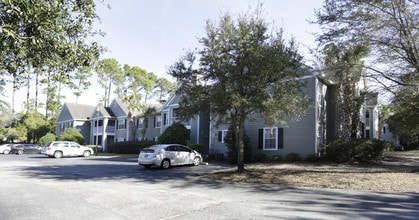 Amelia Lakes Luxury Condominiums in Fernandina Beach, FL - Building Photo - Building Photo