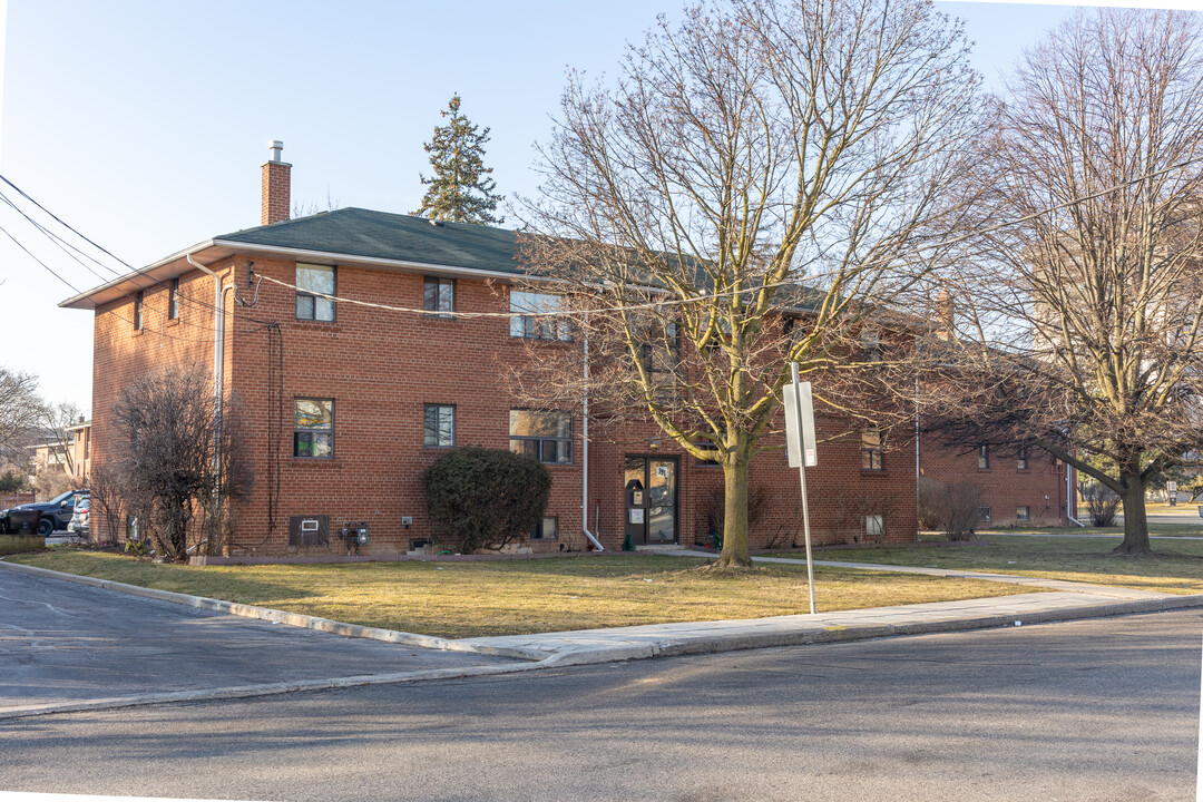 Canadian Legion Toronto Homes in Toronto, ON - Building Photo