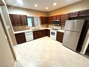 3960 Cherrybrook Loop in Ft. Myers, FL - Building Photo - Building Photo