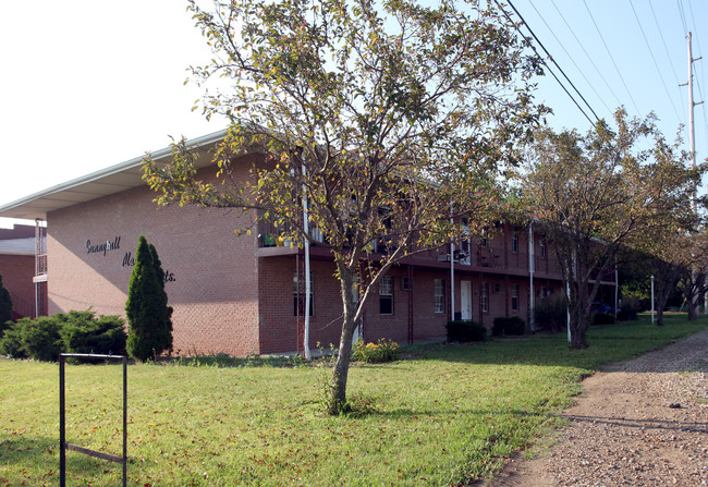 Sunnyhill Manor in Mansfield, OH - Building Photo - Building Photo