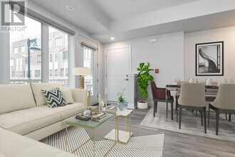 3580 Lake Shore Blvd W in Toronto, ON - Building Photo - Building Photo