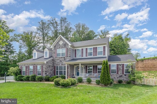 property at 20 Brisbane Ct