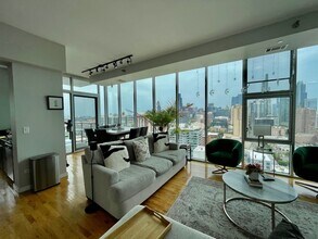 1720 S Michigan Ave in Chicago, IL - Building Photo - Building Photo