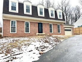 6348 Torrence St in Burke, VA - Building Photo