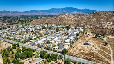 1700 S State St in Hemet, CA - Building Photo - Building Photo