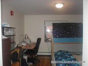 40 A Harvard Ave, Unit 2 in Brookline, MA - Building Photo - Building Photo