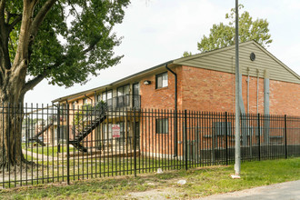 Settegast Heights Village in Houston, TX - Building Photo - Building Photo