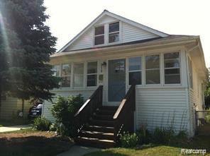 property at 219 La Plaza Ct