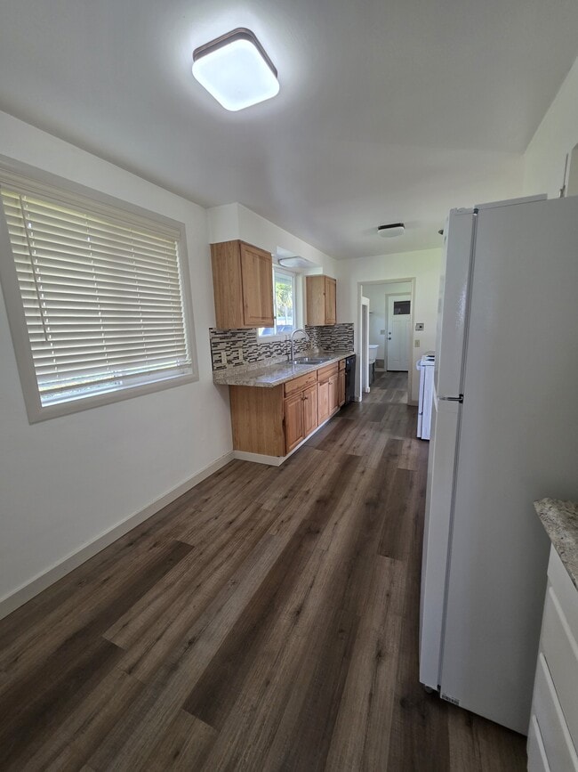 15652 US-101 in Brookings, OR - Building Photo - Building Photo