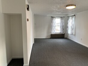 28 S Queen St in Shippensburg, PA - Building Photo - Building Photo