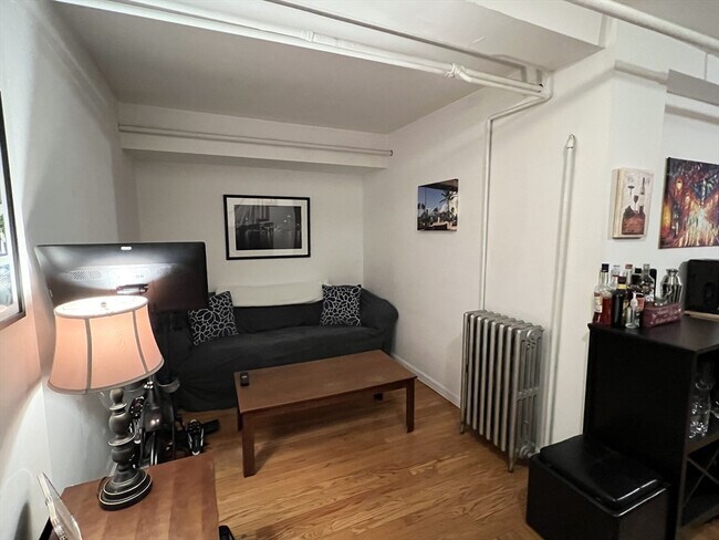 24 Isabella St in Boston, MA - Building Photo - Building Photo