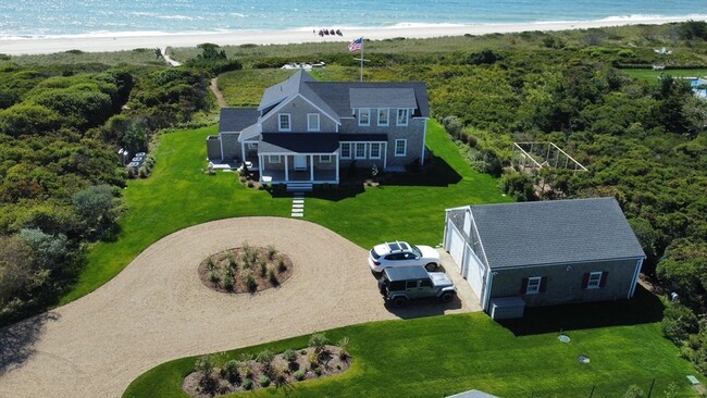 29 Nonantum Ave in Nantucket, MA - Foto de edificio - Building Photo