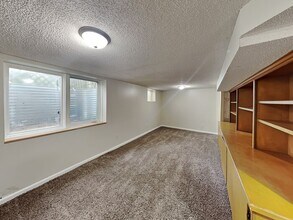 3405 Ensign Ave N in Minneapolis, MN - Building Photo - Building Photo