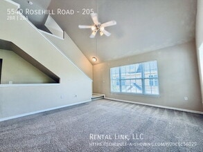 5540 Rosehill Rd, Unit 205 in Sarasota, FL - Building Photo - Building Photo