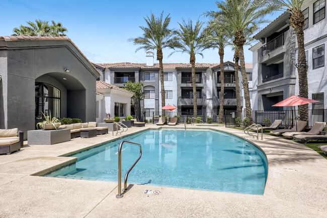 Mandarina Apartments in Phoenix, AZ - Building Photo - Building Photo