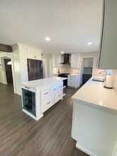 3148 Waco Ave in Simi Valley, CA - Building Photo - Building Photo