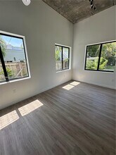 3422 NW 5th Ave in Miami, FL - Building Photo - Building Photo
